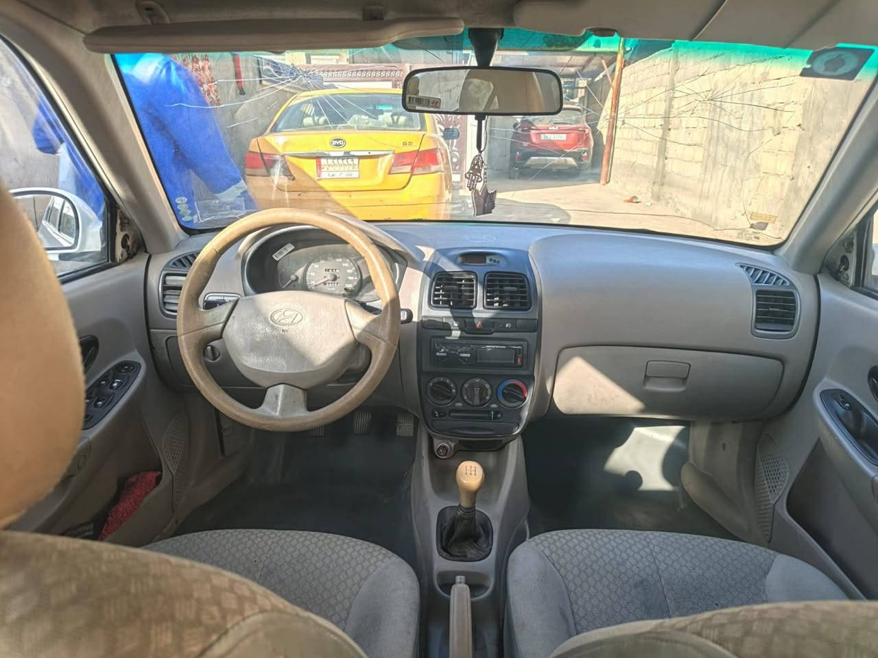 سلام عليكم 
فيرنا 2015
بيه ضربه بل جنطه وراجه بارد
ومكينته بدايه تبخير 
رقم بابل نكليزي 
السعر 70وبيه مجال 
***********
