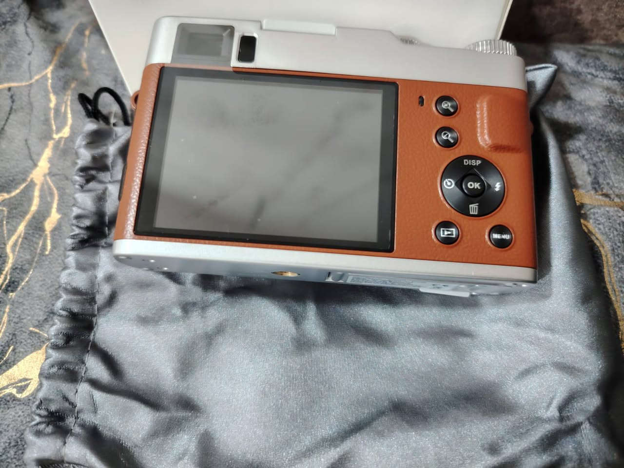 كامره 4k طلعت عندي بضاعه ماكس جديده لوك أعلى سعر ابيع


**إذا كنت صاحب هذا الإعلان وتريد حذفه لأي سبب، رجاءا أرسل رسالة إلى الدعم الفني**