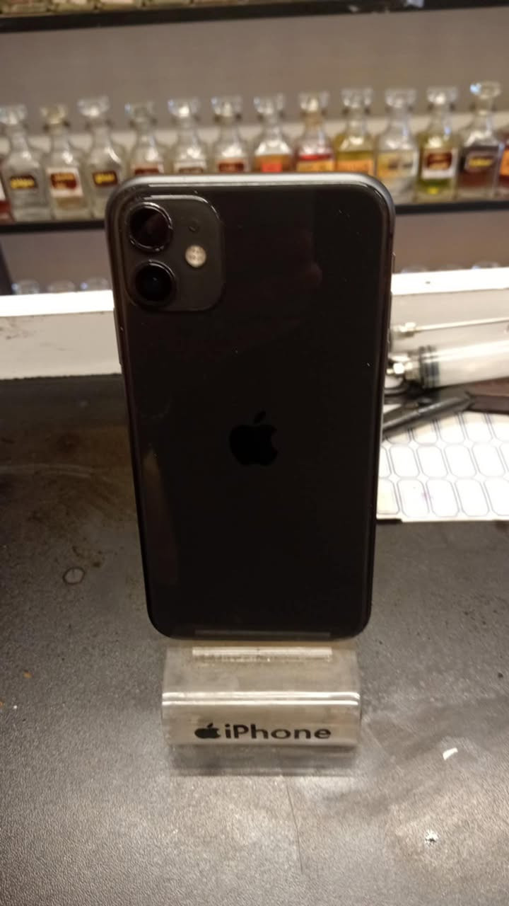 سلام عليكم 🫡 عندي جهاز آيفون للبيع ذاكره64البطاريه 77شرط مامفتوح مكاني كركوك هذا رقمي ***********السعر 235
