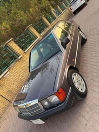 للبيع فقط 190 طيارين موديل 91  بدون ضربه قواعد دبلات سليمات  محرك وكير...