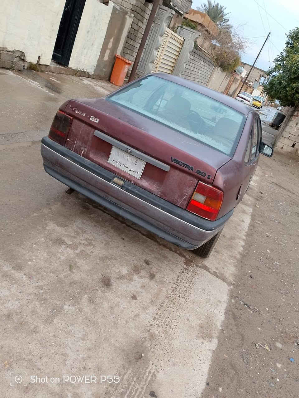 السلام عليكم فكترا للبيع او مراوس باحدث
بيها وكالة راعيها بسامراء
 بدون ضرر ولا صبغ مكاني الشرقاط
السعر 21 وبيها مجال اتصل ***********
