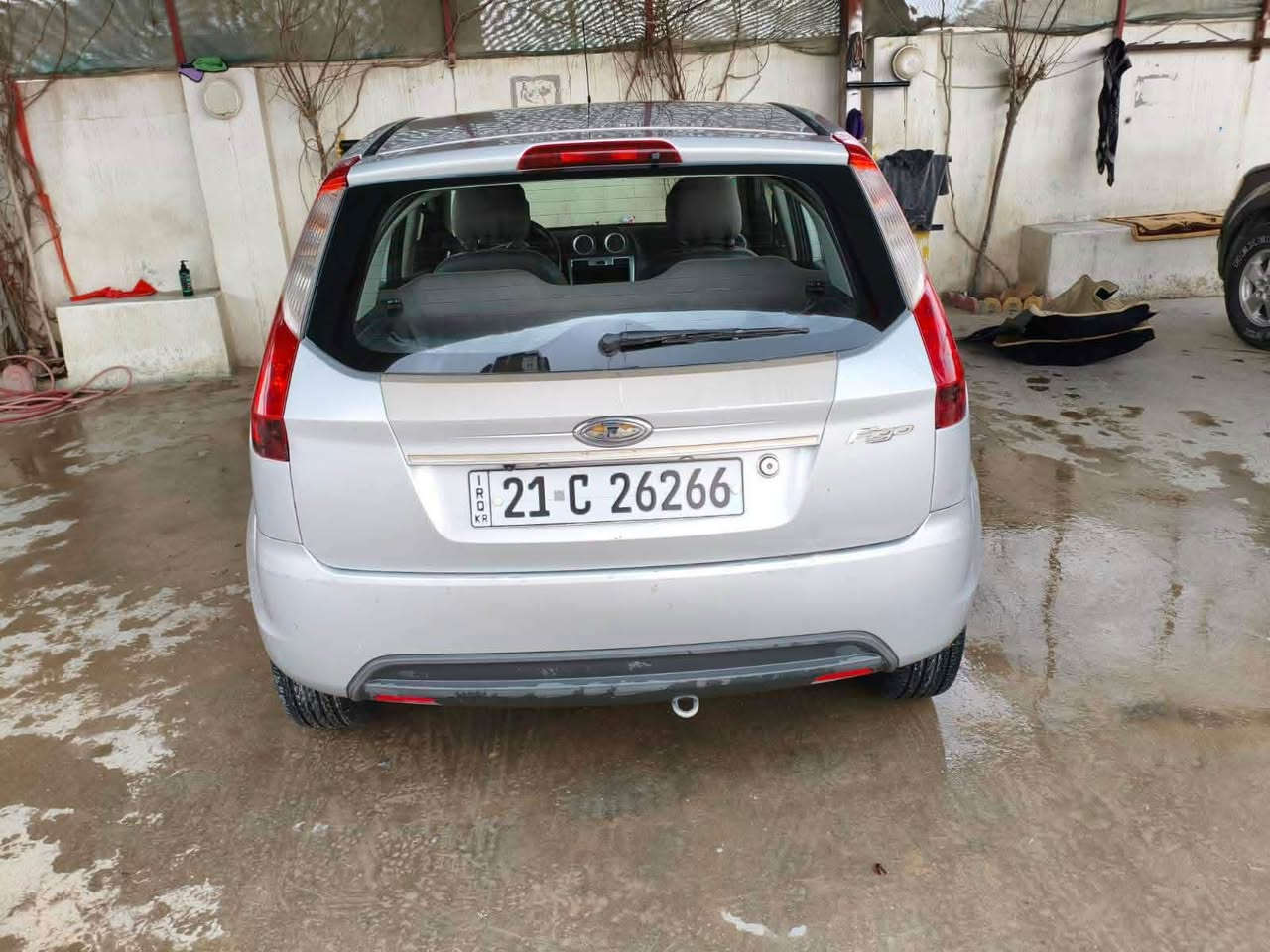 ڤۆرد فیگۆ
مۆدێل 2013ڕەقەم سلێمانییە 
لە سلێمانییە
شاشە ئایپادە
تایەی تازەیە
ڕۆن و سێرڤزی تازەیە
گێڕو مەکینەی بەشەرتە
سەیارەکە  یەک پارچەو 
سێ پەڵەی بۆیاخە
74گەڵا و معامەلە 
تکایە سەیارەکە ئیمن. 
نییە تەلەفون بۆ ڕەقەمەکە بکەن  

***********
*********** السليمانية, العراق
