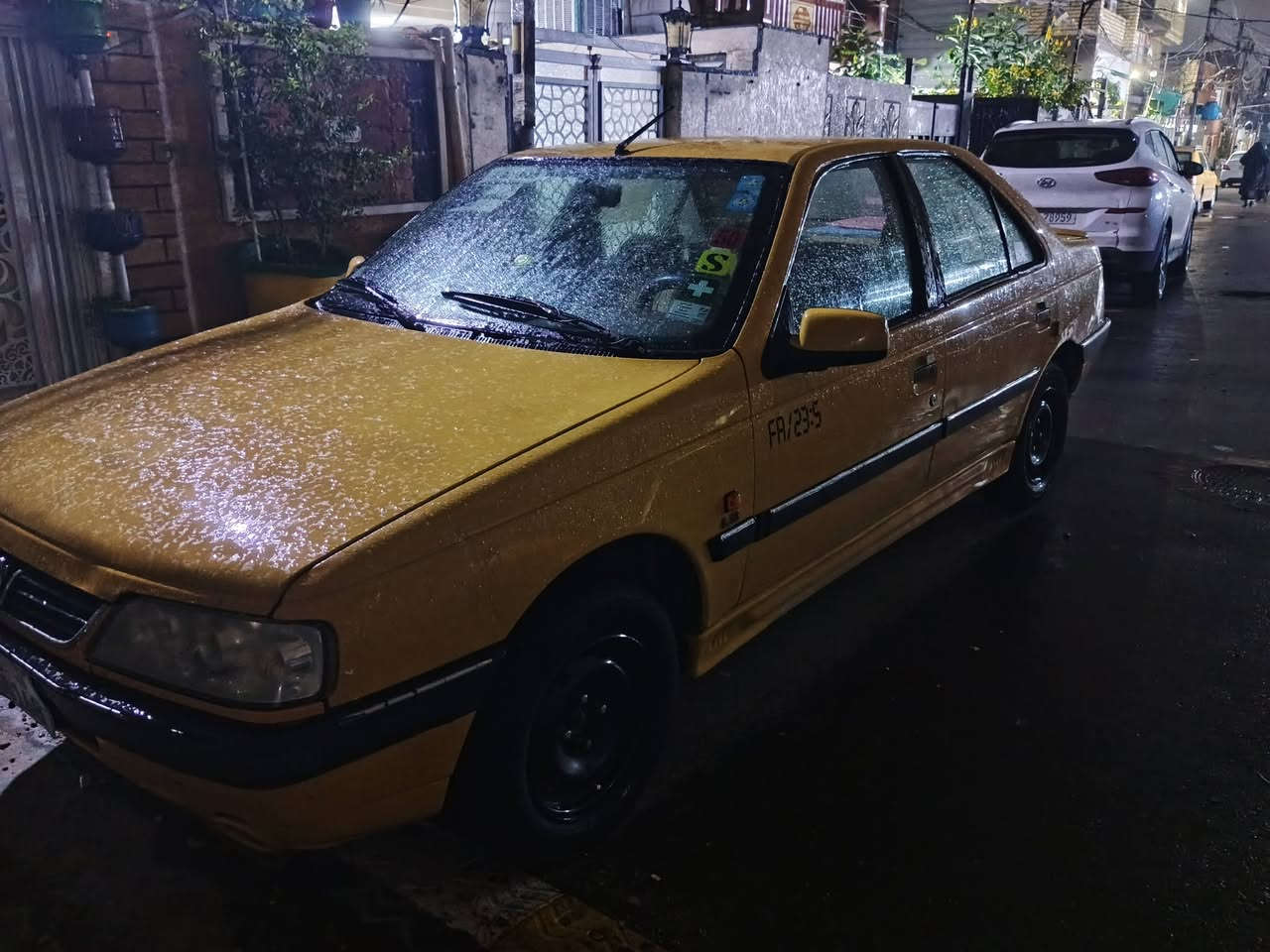 بيجو لميس 2015 كير محرك خير من الله لا صبغ ولا تبديل بس بارد على كد شبر بالجاملغ الايمن صدر خلفي امامي جديد تخم تاير جديد سنويه جديده رقم انكليزي جديد بأسمي هيئه وغرامات مصفره 
العنوان بغداد الشعب  السعر 46 
شرط التحويل
***********
