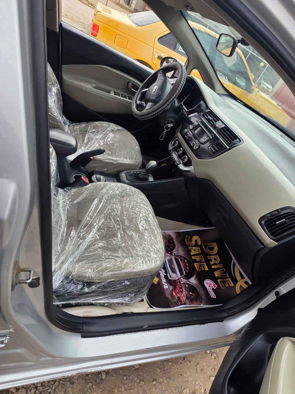 ريو خليجي موديل 2015
سوناراه بالمنشور فقط ربع جاملغ خلفي رش
مكينه 1600جديده
السياره جاهزه 
رقم انكليزي الجديد
السعر85$
الاتصال ***********
