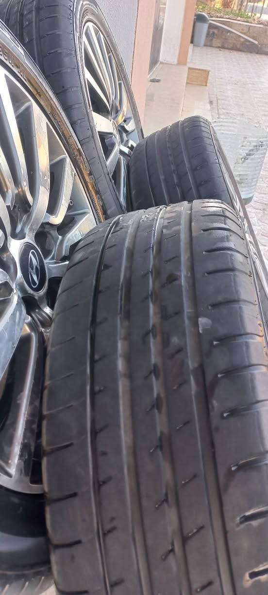 طخم ويل كب حجم ١٧ 
تاير اخو جديد 
مكان دهوك ٢٧٥ الف


**إذا كنت صاحب هذا الإعلان وتريد حذفه لأي سبب، رجاءا أرسل رسالة إلى الدعم الفني**