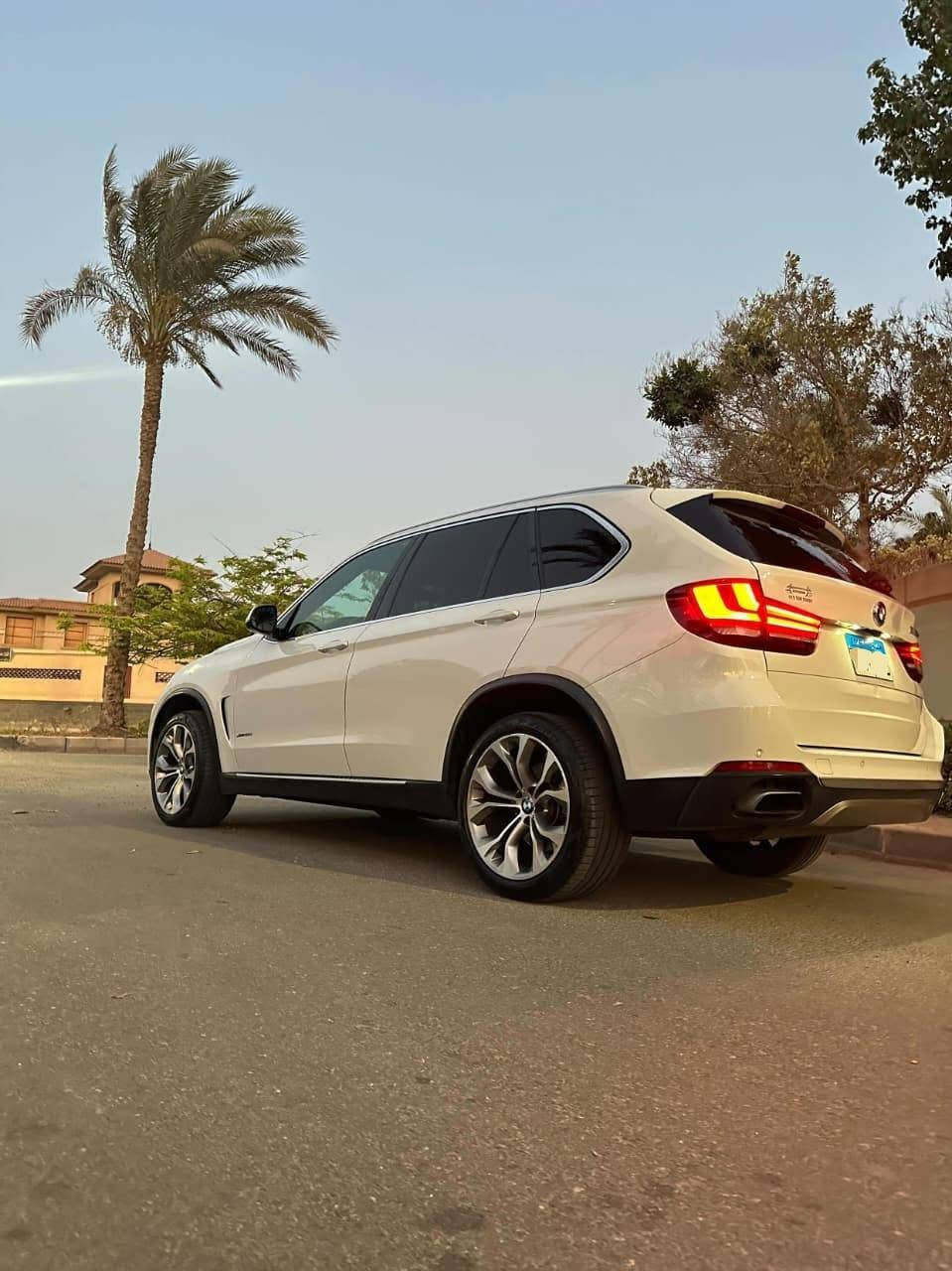 Bmw x5 model 2017
Mileage 65000 km 
فابريكا بالكامل وكيل
 موتور ٤٤٠٠ سي سي
رخصه 3 شهور
المعاينة العبور القاهرة, مصر


**إذا كنت صاحب هذا الإعلان وتريد حذفه لأي سبب، رجاءا أرسل رسالة إلى الدعم الفني**
