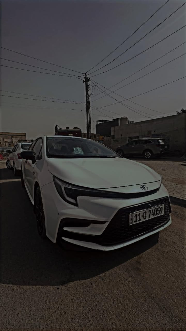 السلا عليكم تيوتا كورلا هايبرد 
موديل 2024  
فئة السيارة GR SPORT 
سيارة داخل احمر واسوي رياضي 
ختم GR SPORT على المقاعد وحزام الأمان
سيارة ماشية 42000
السيارة نظيفة جداً
اربع كامرات محيطية 360 درجة
السيارة بيها باب خلفي ايمن مبدل مبلادي تفصيخ نفس ال لون بدون صبغ باب وربع باب الصدر عكس السائق الأمامي تعديل بارد فقط وأقل وبيها نهاية هلال الجامعة صبغ فقط 
غيرهن السيارة بشرط كير مكينة 
صدر تبريد تدفئة 
محرك السيارة 1800cc هايبرد 
السعر 170 وبيها مجال واني خادم للطيبين 
العنوان بلديات شارع المصرف 
رقمي واتساب ورصيد 
***********

