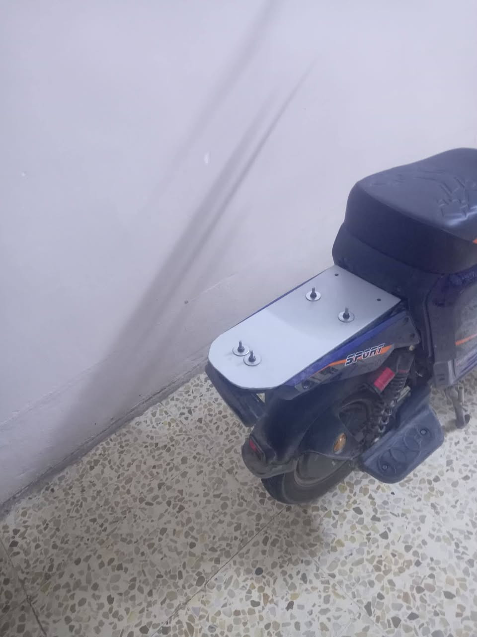 بيع مستعجل اسمو R9 سعرو 350 مكان جانب الأيمن حي المعلمين قرب جامع الخلد


**إذا كنت صاحب هذا الإعلان وتريد حذفه لأي سبب، رجاءا أرسل رسالة إلى الدعم الفني**