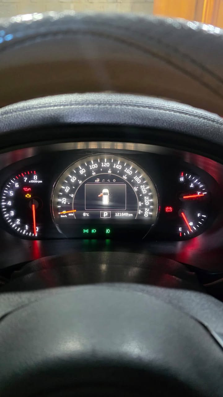 السلام عليكم سياره سورنتو للبيع مديل 15 مكفوله من جميع النواحي شرط السونار نص فول سياره كلش نظيفه مضمومه بالبيت ماتطلع رقم ميسان بسمي شرط التحويل العنوان البصره الدير ناحية النشوه السعر 220 وبيهه مجال الشراي يتصل وتساب او يرمش وانه خابرك مارد على التعاليق على الفيس عتذر ***********
