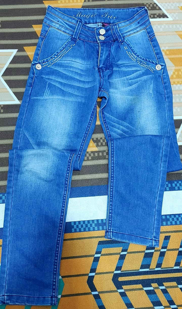 ملابس بناتيه تلبس ١٠ و١١و١٢ سنه حسب الجسم اخو الجديد استعمال كم ساعه نضافه فول بلوز خامه صوف قطني وبناطير ثنين كلهن ب٨ الاف وياهن تراجي هديه مكاني نجف


**إذا كنت صاحب هذا الإعلان وتريد حذفه لأي سبب، رجاءا أرسل رسالة إلى الدعم الفني**