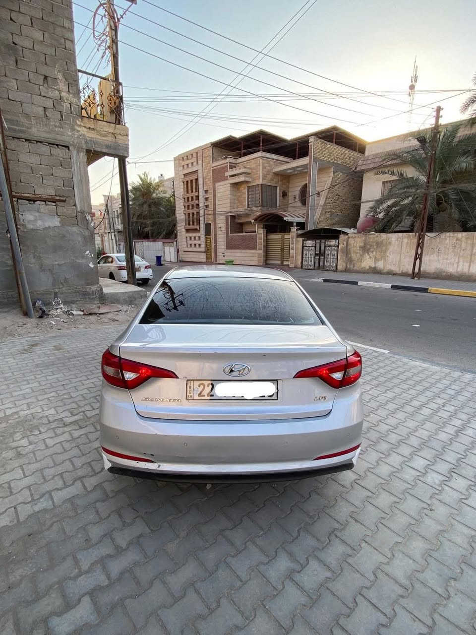 سلام عليكم
سوناته 2017 ادوات ادوات كصه جنطه دخول جديد جاهزه من كل النواحي مكينه كير حداده كفاله تخم تاير تبريد ثلج محرك2400غاز دوش متوئم شمالي نكليزي 
طبق الصل السعر 55$  العنوان البصره الهاتف ***********
