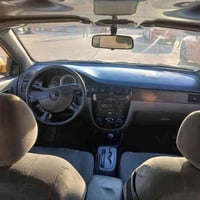 شباب اوبترا موديل 2011 مكفوله من لاضربه بيها صبغ باب خلفي وجاملغ شويه ...