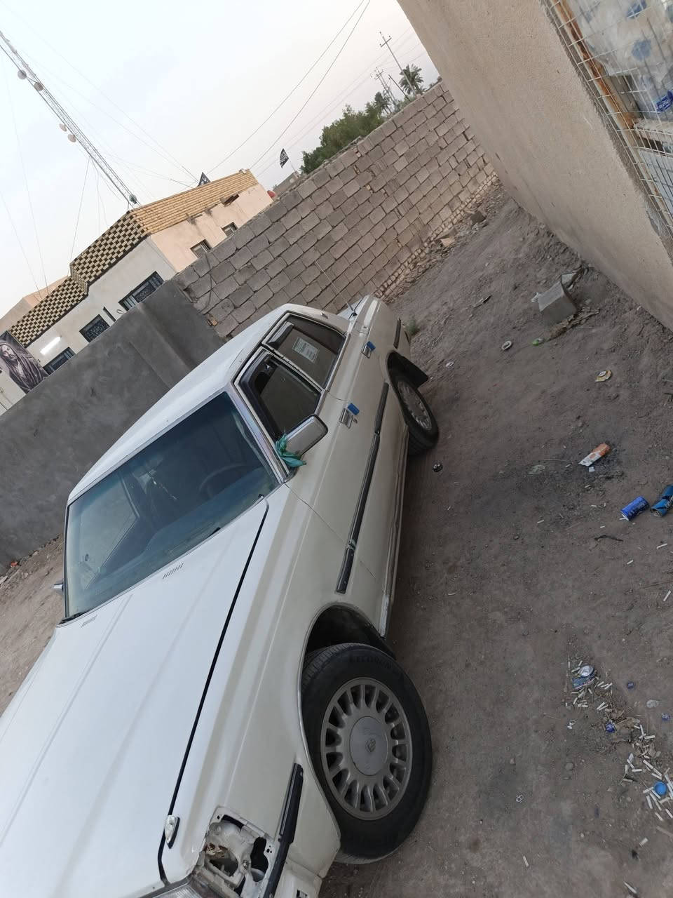 السلام عليكم سوبر 82 للبيع مكينه أو گير مكفولات وتبريد شغال حداديه جديده أو تخم تايرات سعره 30 أو بيه مجال قليل ما متواجد على الفيس ***********
