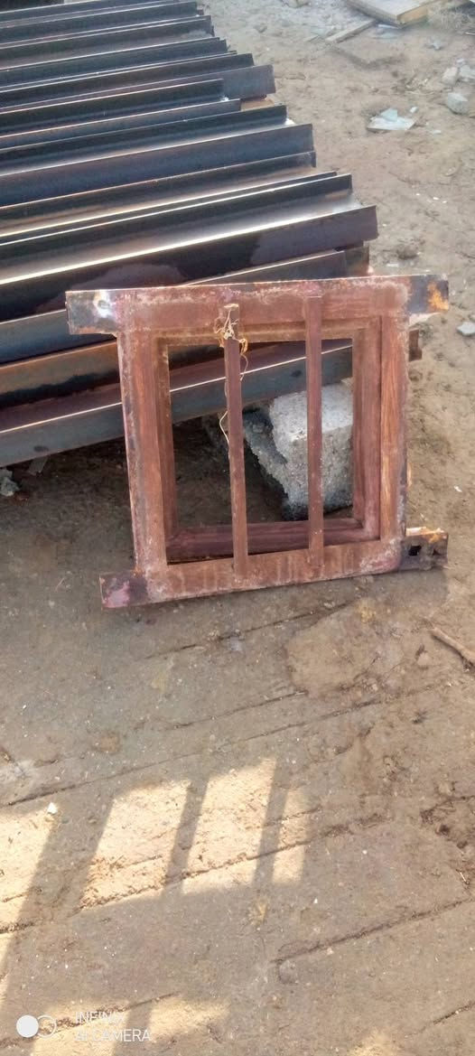 يالله وصلتنه وجبه جديده شيلمان وزوايه جديد وشبابيك وبيبات مستعمله كلها جوه السوگ  المكان قضاء الحي حي الأسره ***********
