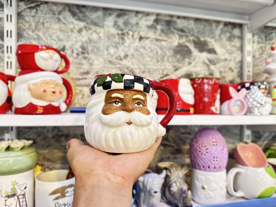 مك مجسم 3d 😱🤩 
جوده عاليه مكات كرسمس 🎅🤶 
               بنسب السعار 🙂‍↔️🔥 
📍الموقع سايدين التعليم مقابل مجمع النور السكني نرحب بكم 🤩🤩🤩
يوجد توصيل داخل التعليم مجاني  وخارج التعليم فقط ٣ الف 🔥🔥🔥🔥 
للتواصل خاص 🤎


**إذا كنت صاحب هذا الإعلان وتريد حذفه لأي سبب، رجاءا أرسل رسالة إلى الدعم الفني**