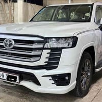 لاندكروز GXR • ٢٠٢٣ • ماشية ٣٤ الف