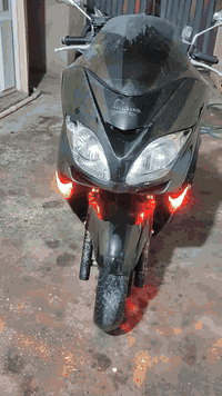 فروزه0/8فول اوراق بصمه كير عادي واتو 
الدراجه كلشي شغال بيها الدراجه متروكه مكينه ناعمه وشرط من اول سلف الرقم ***********
