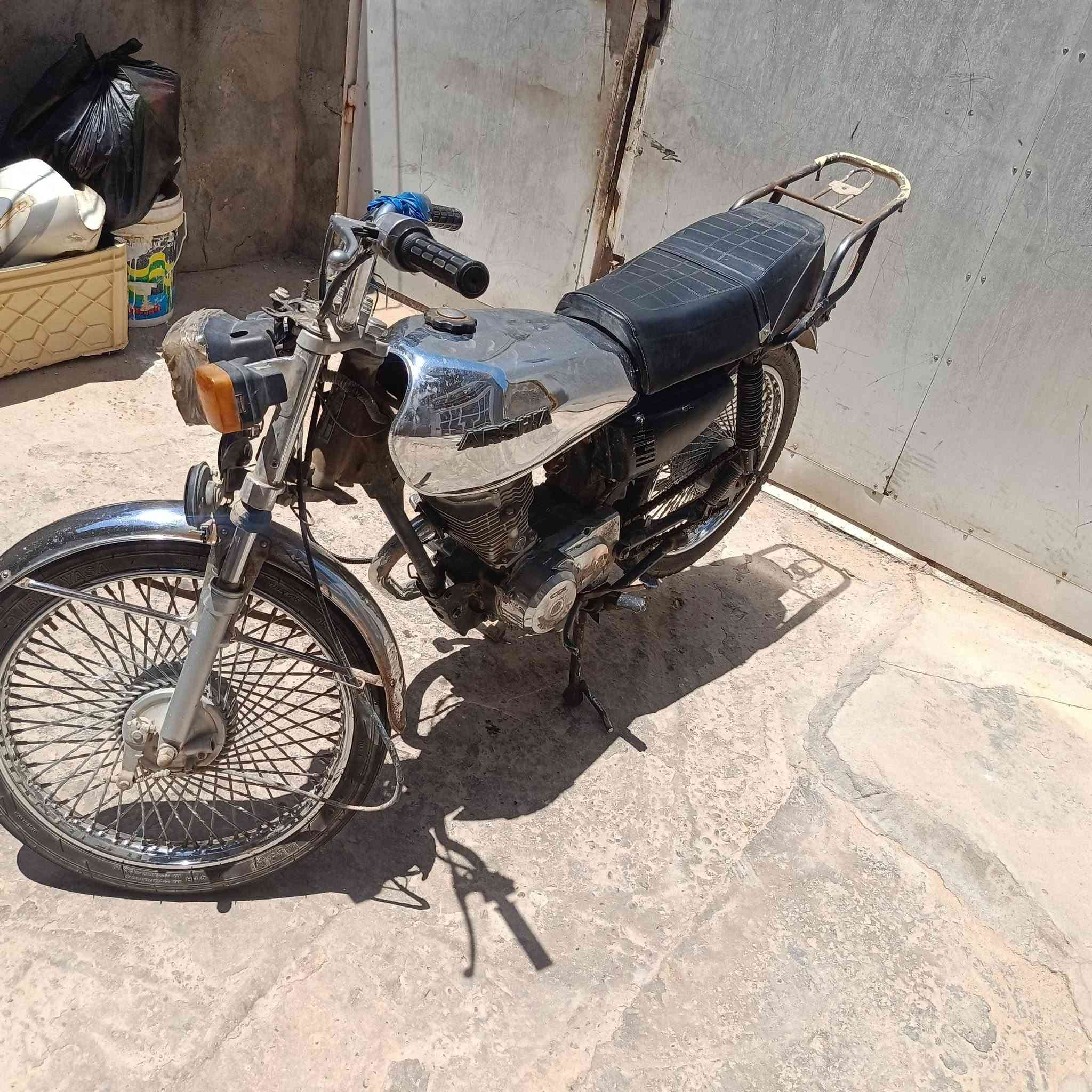 إعادة النشر بسبب الوعود الكاذبة
اربع كير اوراق 👈 أصولي 2016  السعر 550 نجف حي ميسان ***********@
