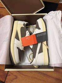 مقاس ٤٥ • ملابس