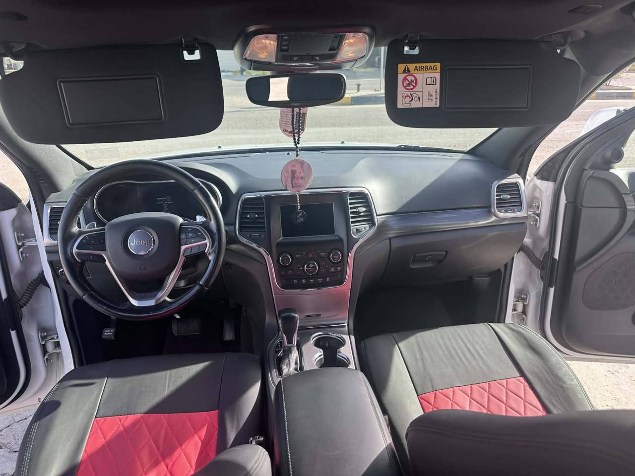 السلام عليكم جيب لاريد فول 21 خليجي كفاله عامه رقم بغداد ماشيه 90 سياره جديده حيل ما بيها اي نقص بيع ومراوس 
ذي قار الفجر 
تلفون ***********
السعر 265
