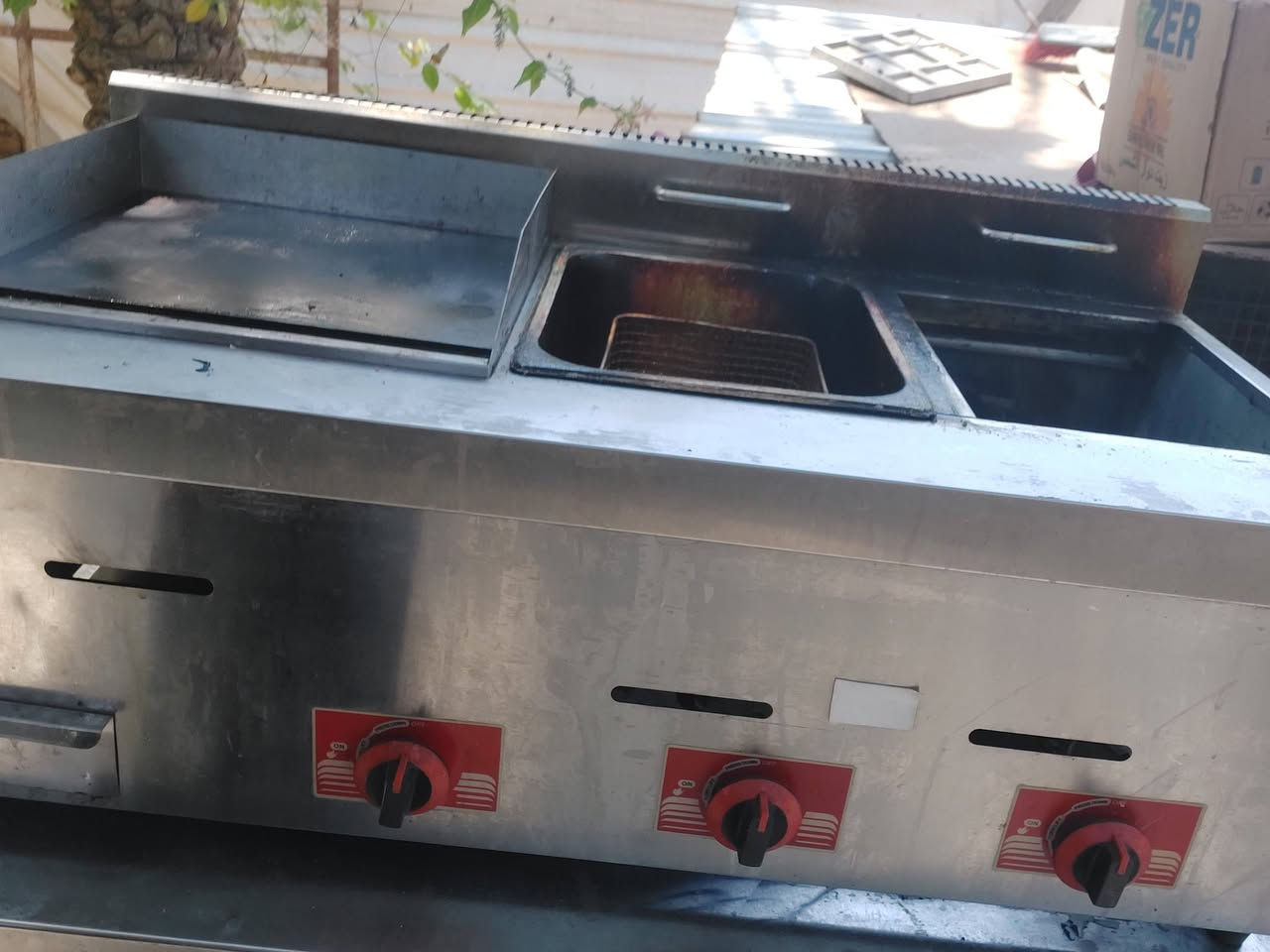 للبيع هيه شوايه همبركر او كفلافل او فنكر يحتاجله تنضيف عل فحص ناره قويه وياه كافت معدات الفلافل والهمبركر السعر مناسب مكاني بغداد الدوره قرب مدرسه بلاط الشهداء


**إذا كنت صاحب هذا الإعلان وتريد حذفه لأي سبب، رجاءا أرسل رسالة إلى الدعم الفني**