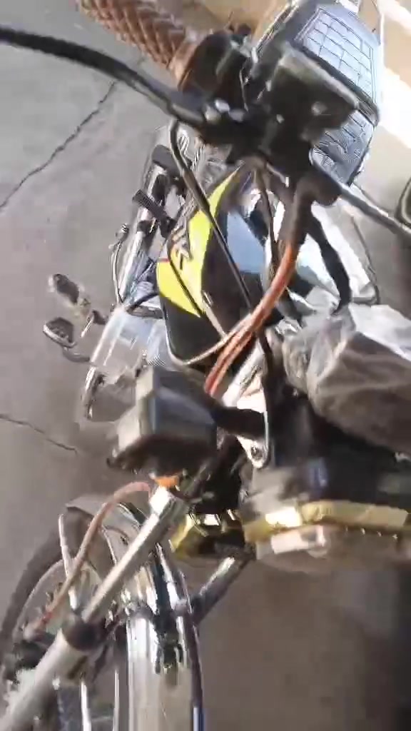 سلام عليكم 
متاح ماطور سونيك 4 كير


**إذا كنت صاحب هذا الإعلان وتريد حذفه لأي سبب، رجاءا أرسل رسالة إلى الدعم الفني**