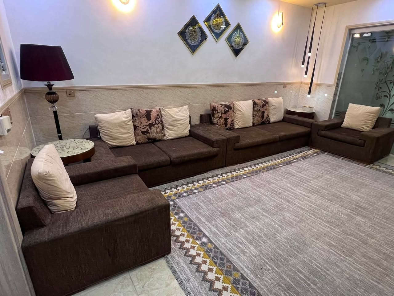 قنفة للبيع سعر ٣٠٠الف خشب كلش قوي وماركت گوكتاش مكان اربيل


**إذا كنت صاحب هذا الإعلان وتريد حذفه لأي سبب، رجاءا أرسل رسالة إلى الدعم الفني**