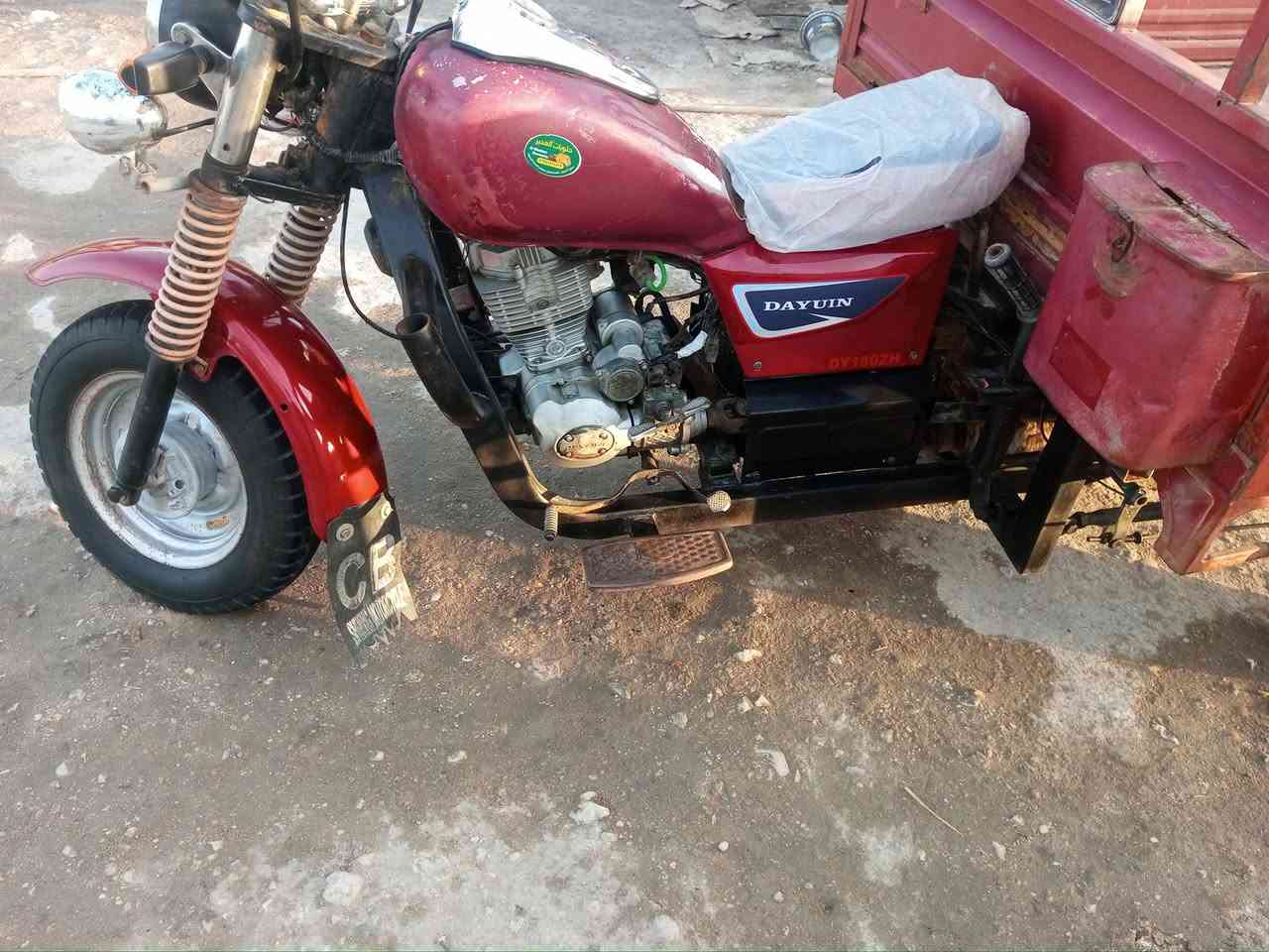 السلام عليكم ستوته للبيع موديل 13 اوراق وكيل سوق الشيوخ كهربائيات شغاله محرك مجفت بوشه ليتم سعر مليون 150 وبيها مجال ناصريه مركز كلف بالنشر ***********
