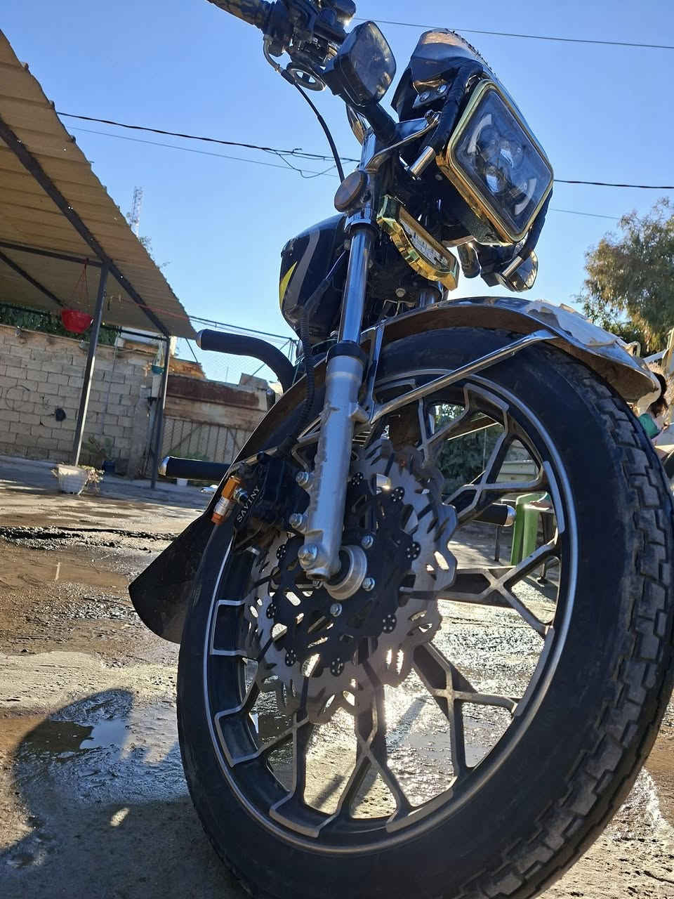 سلام عليكم درجه سيفان كامله اي نقص مابيه شغال كهربائيات كله شغاله محرك فوول نضافه دراجه اي نقص مابيه شغل وطلع معدل 1/1 رجه مابيه منفيس بيه  فدرليه هوران سيدان سعر 900 بيه مجال بسيط لمو شراي ليكسر بسعر خاص ماكو بس رقم *********** واتساب بي
