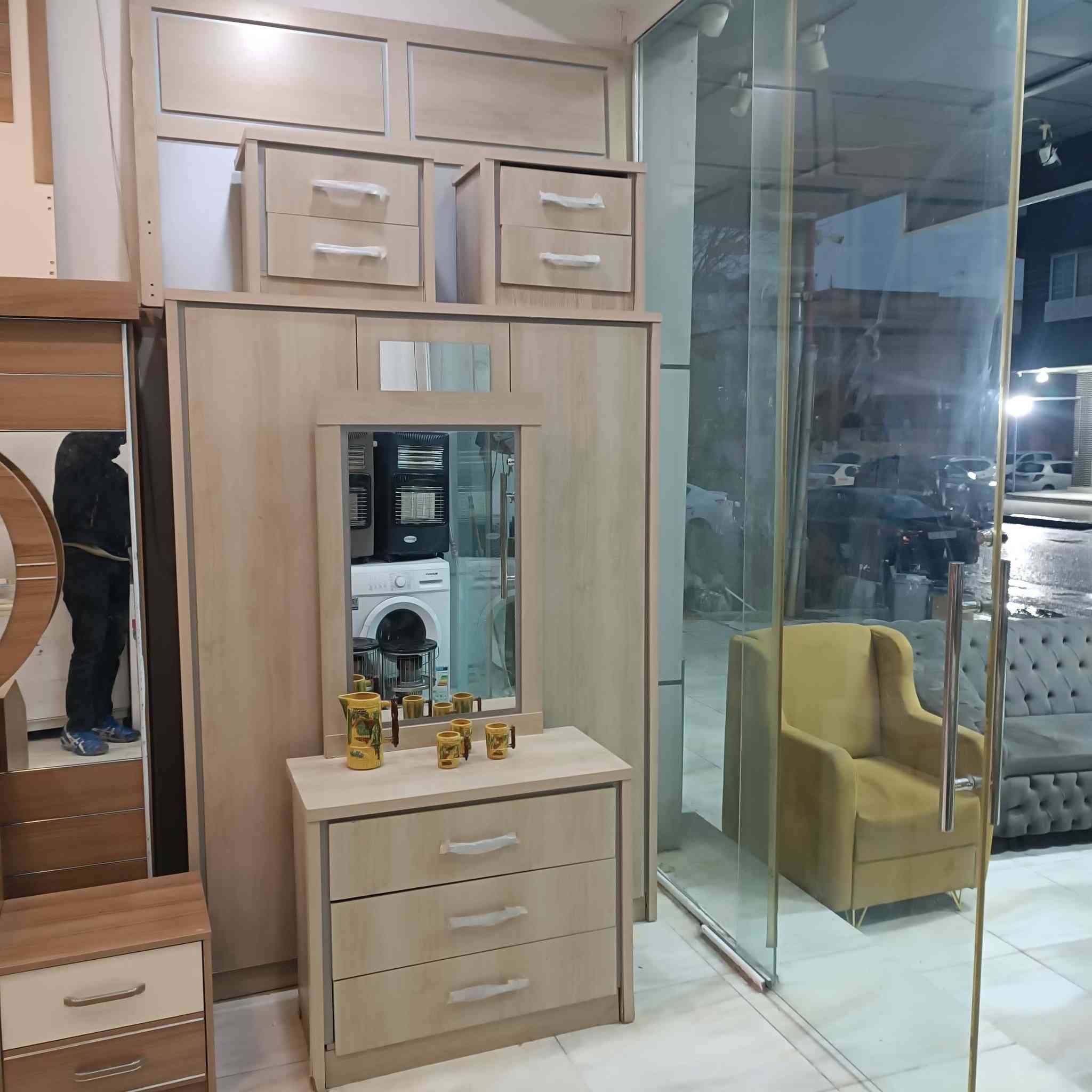 غرف نوم تركيه فول نضافه للتواصل على الرقم ***********0
