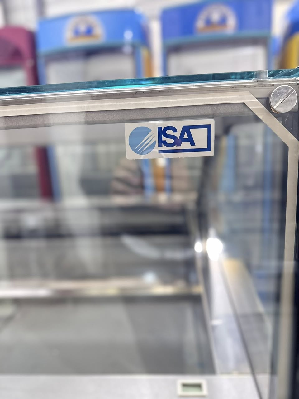 #معرض #الايطالي
عارضه lSA  ايزه ايطالي 🇮🇹🇮🇹
16 بلاك كبير 220 سم
موديل حديث 
مستخدم اخو الجديد 
نضيف جدآ 
تبريد هوئ 
سنكل فيز 
دبل كمبريسر 
كلشي بيه بلادي على وضع الشركة 
ضمان شغل 100‎%‎
💤
السعر والتفاصيل مراسله الصفحة 
او الاتصال هـ ***********
العنوان بصره 
#سيدحسين
