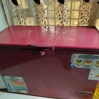 مجمده حجم كبير للبيع نظيفه وما بيه شي ولا ضرر ولا حتى كسر الاتصال على ...