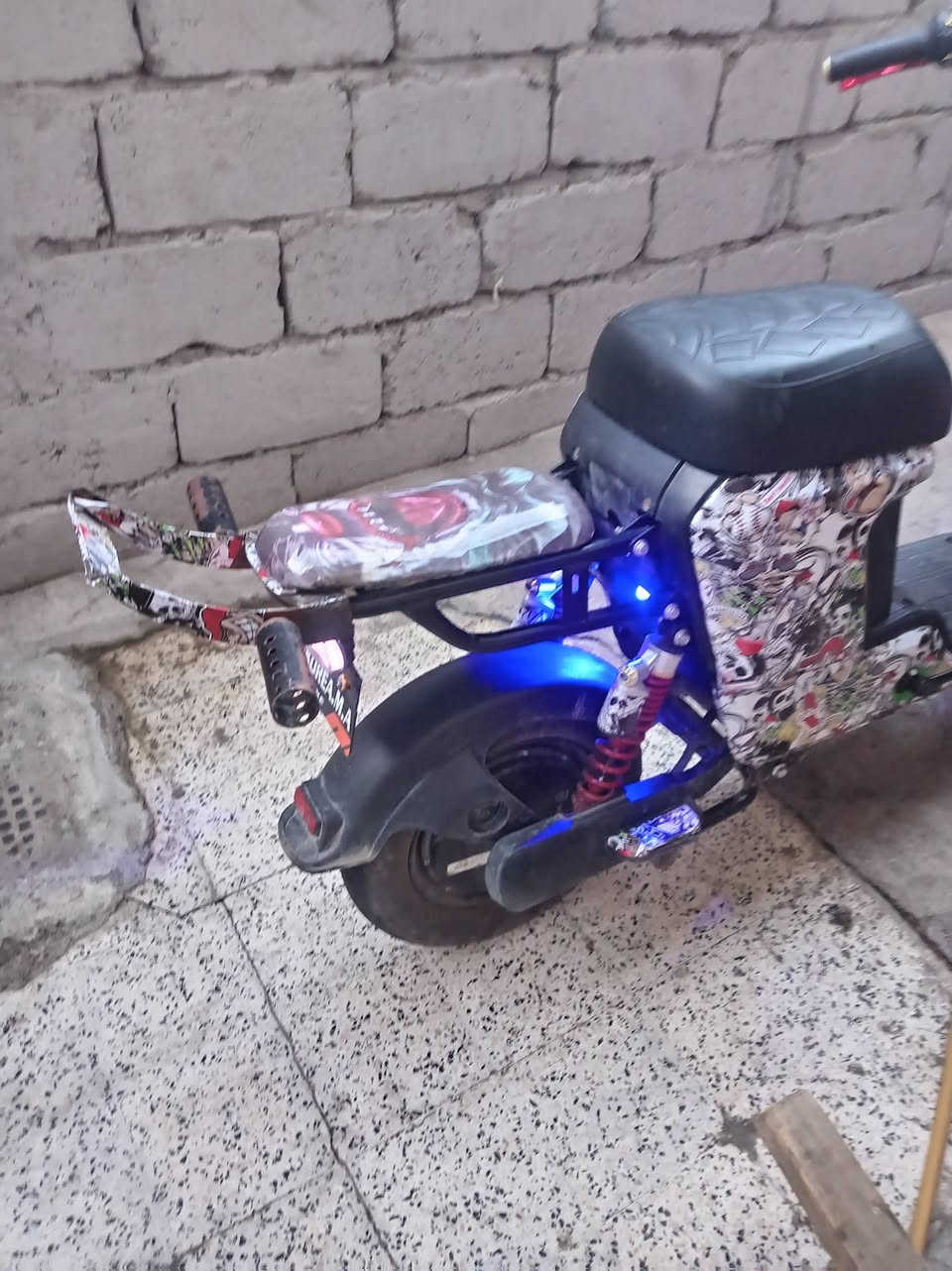 مطور شحن نضيف وشرط مبي اي عيب السرعة 80
الموصل وادي حجر والسعر 400$وبي مجال***********
