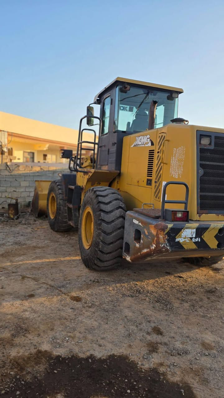 حجم 40موديل 15


**إذا كنت صاحب هذا الإعلان وتريد حذفه لأي سبب، رجاءا أرسل رسالة إلى الدعم الفني**