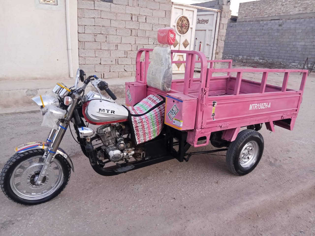 ستوتة أم تي أر للبيع أوراق شاصي مكفول كهربائيات شغال كلها سعر ٩٠٠الف مكان نجف استفسار اتصل ***********
