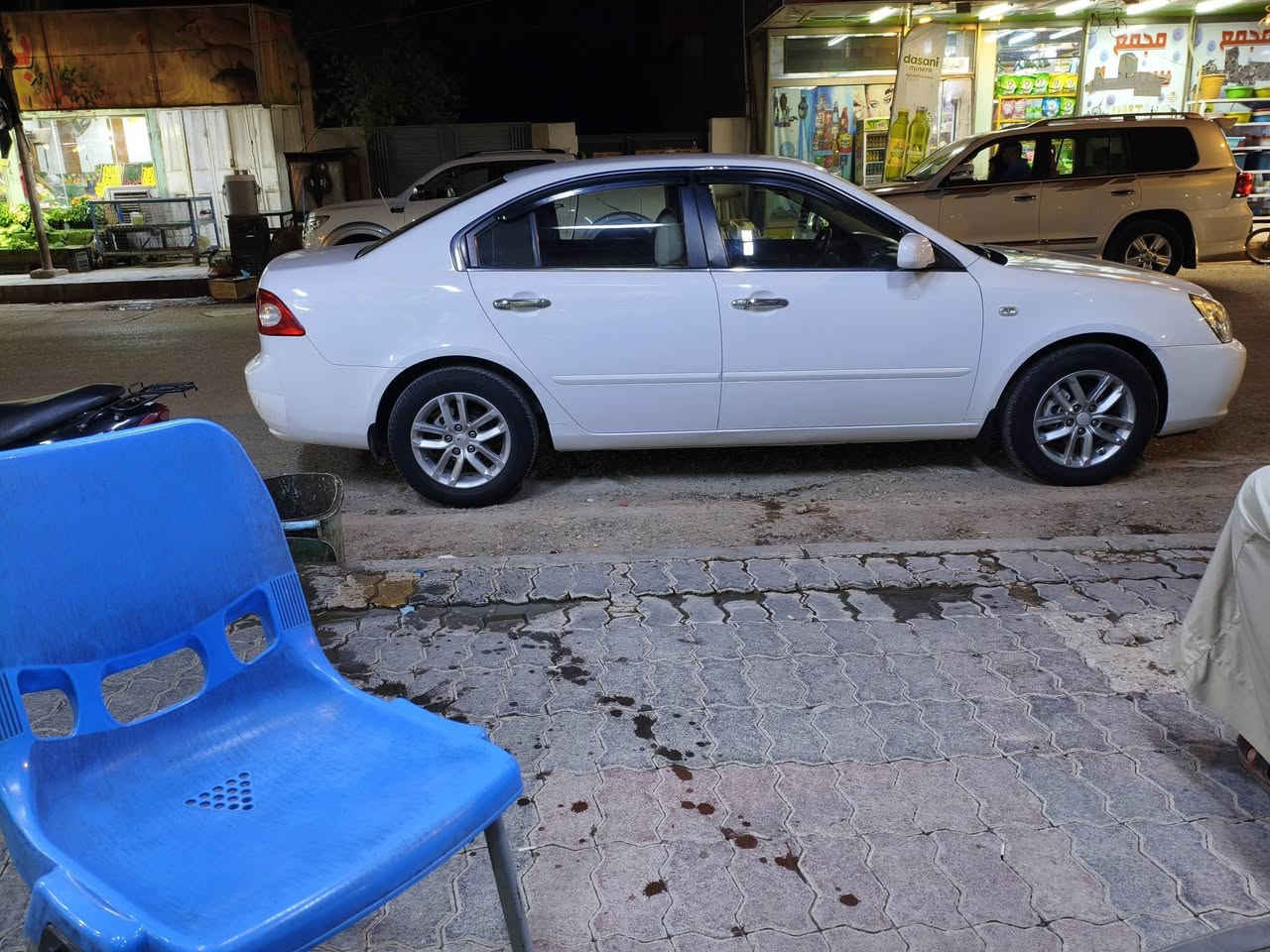 سلام عليكم للبيع اوبتما 2008 شهر الاخير مسجله 2009 اربيل باسمي مكفوله كفاله عامه من صبغ والتبديل والفتح محرك وكير وتبريد وحداديه جديده ومكفوله دواخل جديده لون الداخل بيجي لايتات زنون اصلي تخم تاير وباتري جديد سياره صارله 6 سنوات عندي ومكانه الديوانيه حي الجامعه وسعره 118 وبيه مجال قليل الاستفسار على الرقم ***********
