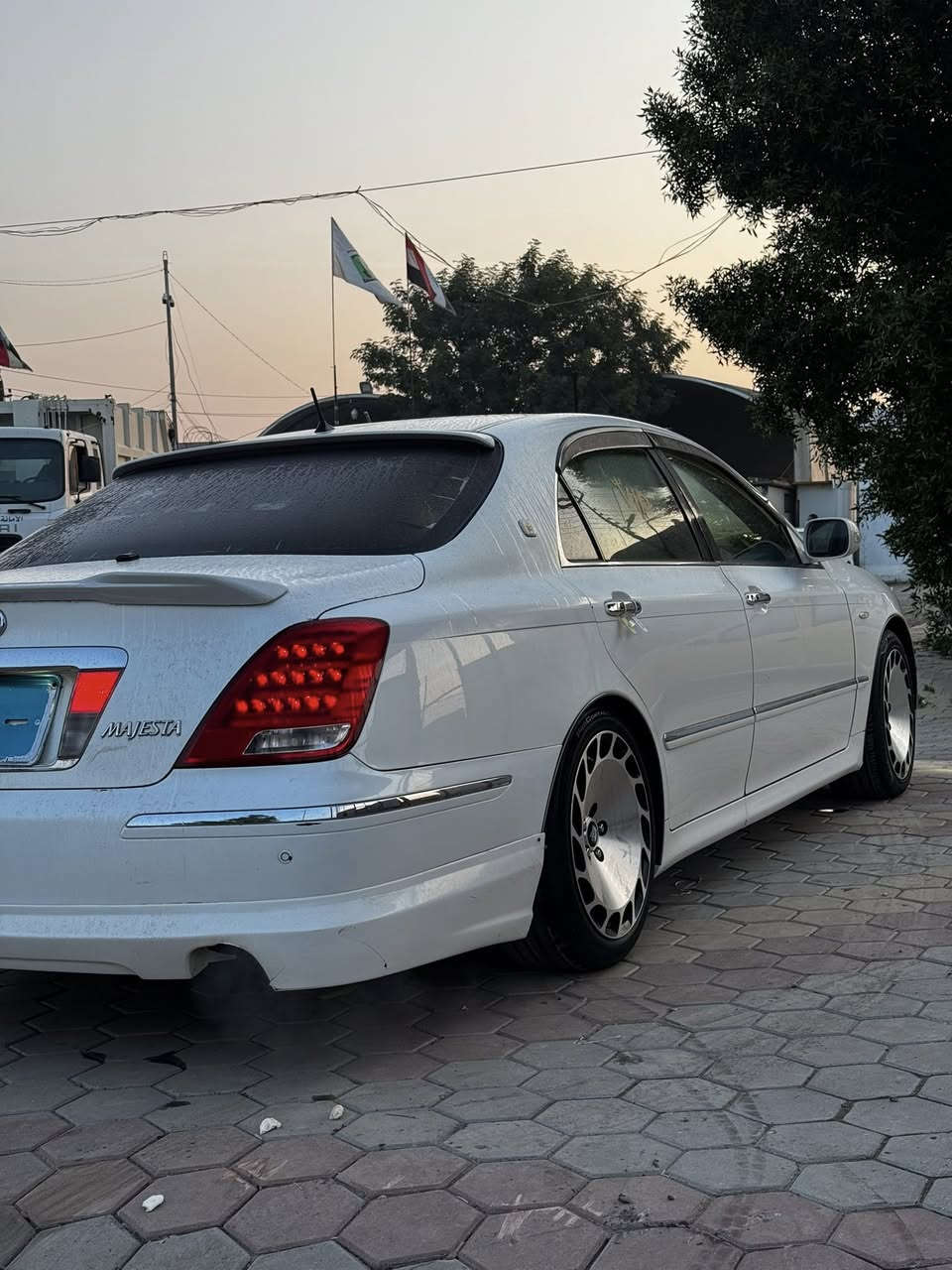 ادووااتتت كص قماره بدون رقم
TOYOTA CROWN MAJESTA👑
للبيع تيوتا ماجستا. V8 
الون             
ابيض صدفي 
ادوااات بيها كصه قماره فقط بلكارتون 

المواصفات👇 
5دكم 
تحويرة نجف  جوة ودشبول امارات 
ترايك 180وتهد ستيرن.
✅ محركها V8 الحجم 4300.
✅ داخل جلد اسود ملكي اصل.
✅جوبلسات السياره وعليها جهاز تهبيط تنزل وترفع بيدك 
✅ويل مايباخ اصلي وتخم تاير جديد 
✅ تبريد امامي خلفي3قطع.
✅ 3قطع بردات خلفيه.
✅ اربع كشنات كهرباء.
✅ 3برده خلفيه وجانبيه كهرباء اصليه.
✅ 5بصمات ابواب+بصمة تشغيل+ صندوك شفط 
✅ كشنات خزن ميموري.
✅ حساسات  امامي وخلفيه
✅ كامره خلفيه 
✅ بگ لايتات لد اصل.
✅ ثلاجة
✅ مري ترحيب عند الاقتراب+اشاير بالمري والجملغات.
✅ ستيرن كهربائي
✅ مري كهرباء. شفط
✅ تحكم ستيرن+كروز تثبيت سرعه.
✅ جنطه جكات كهرباء شفط.
وباقي المواصفات المعروفه لل5دكم..

العنوان/ الدجيل
للاستفسار📞اتصال ***********💥
واتساب —*********** واتساب فقط 
السعر/(58) وبيها مجال ♈️
