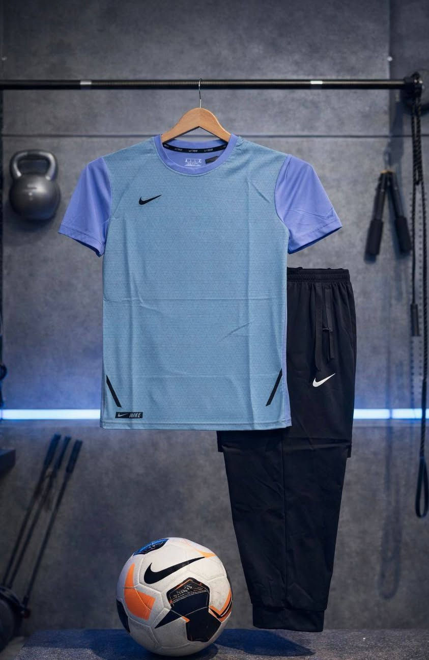 🔹#تراك____وتربروف____اصلي____فول____ليگرا💯

▪#القياسات_____M_____L_____XL_____2XL✨ 

🔸#العنوان__النجف_حي_الزهراء_قرب_مطعم_ثابت 
     *********** واتساب 📲 #تجهيزات_رياضيه

🔺#يوجد_توصيل_الى_جميع_اماكن_النجف_والمحافظات

          👑 تجهيزات قمر النجف الرياضية 👑
