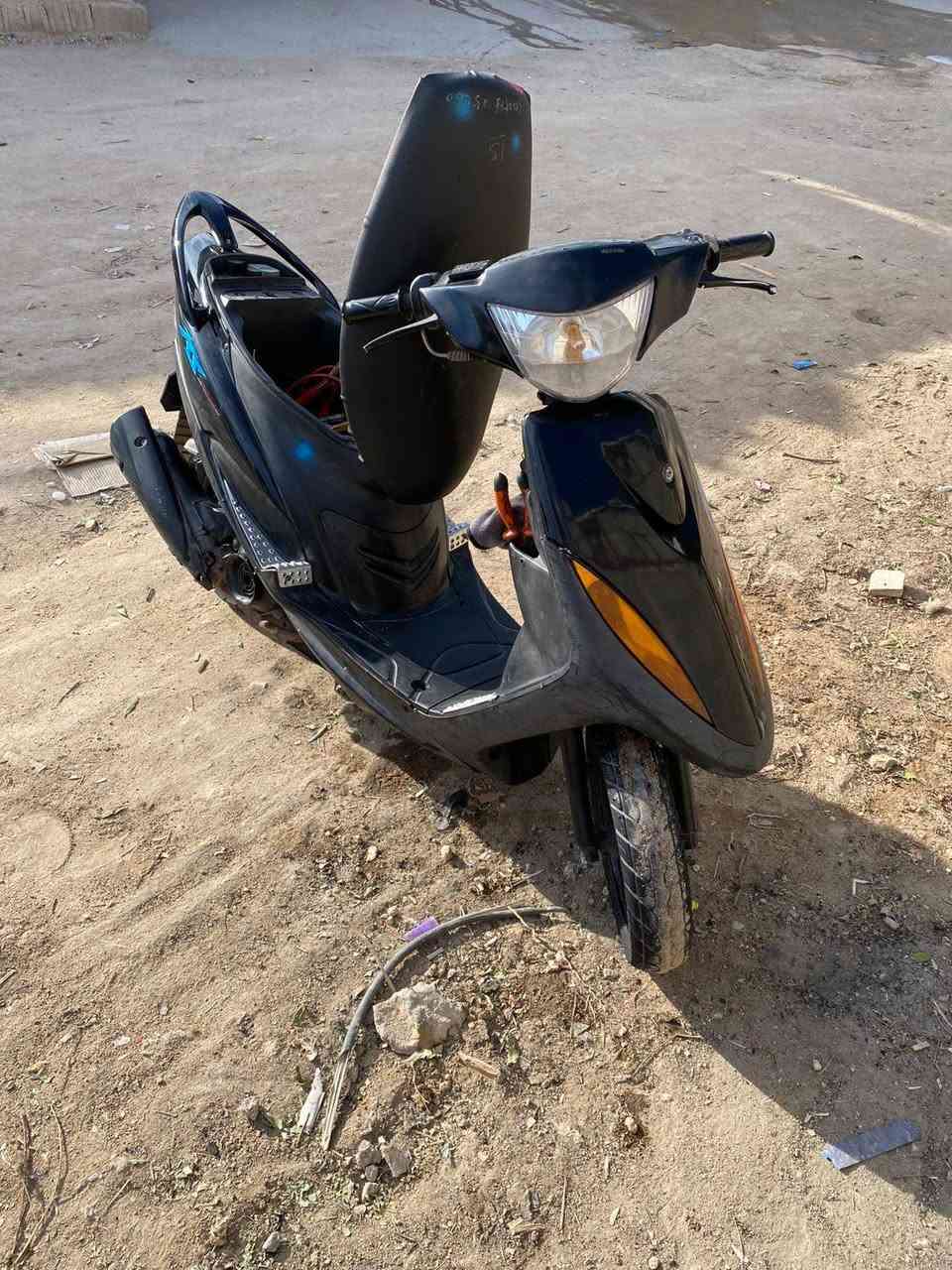 سلام عليكم
 ماكس عدله بلادي ما مفتوحه محرك ناعم تجي تفحص وتاخذ
سعر 650 وبيها مجال قليل 
مكاني كربلاء حي العامل
رقم ***********
