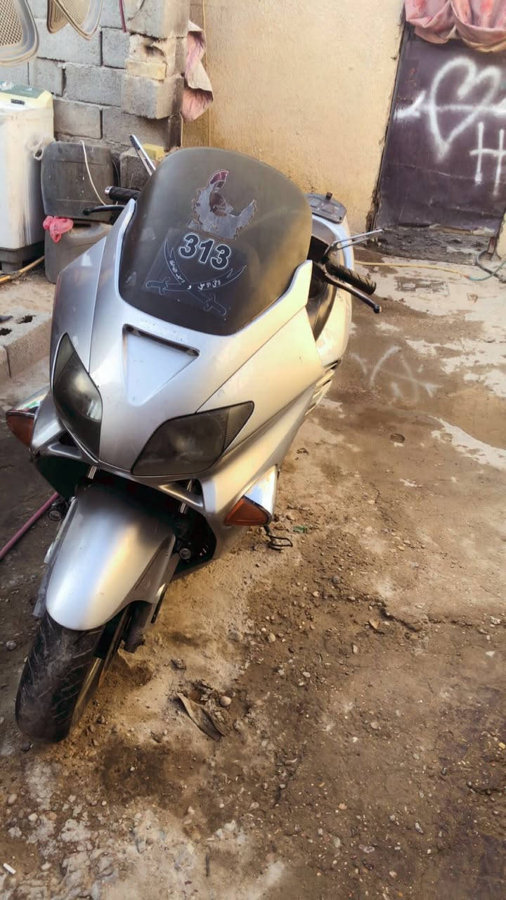 للبيع 0 6سويج  

السعر 225 
 
العنوان الشعله 
 
رقم ***********
