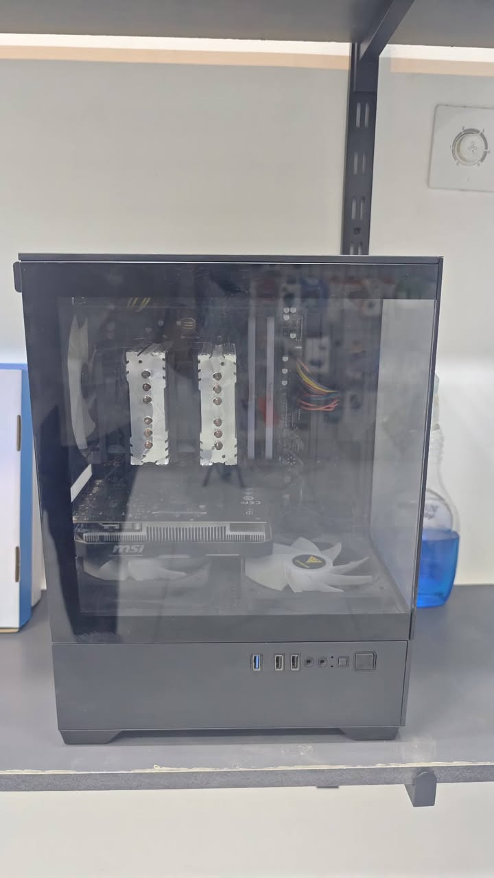 سلام عليكم كيس للبيع
المعالج (CPU): AMD Ryzen 5 5500G 
​كرت الشاشة (GPU): NVIDIA GeForce GTX 1650 
​الذاكرة العشوائية (RAM): سعة 16GB  3600MHz.
​اللوحة الأم (Motherboard): Gigabyte B450
​وحدة التخزين (M.2 SSD): سعة 256GB 
​مزود الطاقة (Power Supply): بقدرة 650W 
​الكيس (Case): موديل MINI AURA

تريده بكارت او بدون كارت


**إذا كنت صاحب هذا الإعلان وتريد حذفه لأي سبب، رجاءا أرسل رسالة إلى الدعم الفني**