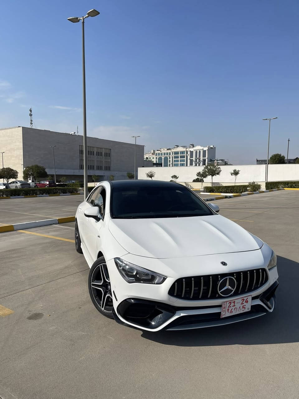 Mercedes Benz cla 35 amg 2022
السياره للبيع amg اصل فول مواصفات محرك 2000 تيربو شفتات كشنات ريكارو شامواه وجلد بانوراما 5 وضعيات قياده ممشاها 20 الف كيلو متر 

السياره ضررها جاملغ وبنيد بدون دواخل 

مرقمه وجاهزه باسمي تحويل مباشر 

السياره مكانها اربيل 

سعر السياره 299 وبي مجال بسيط للشراي
رقمي ***********
