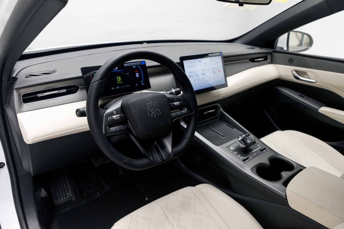 Byd 2025
***********
کاتی پەیوەندی ١بۆ١
تەنکی گەورە ٢١٠٠کم
سفر 
ناو کرێمی
نرخی ١٠٠دۆلار خوار معرەز
سلێمانی
