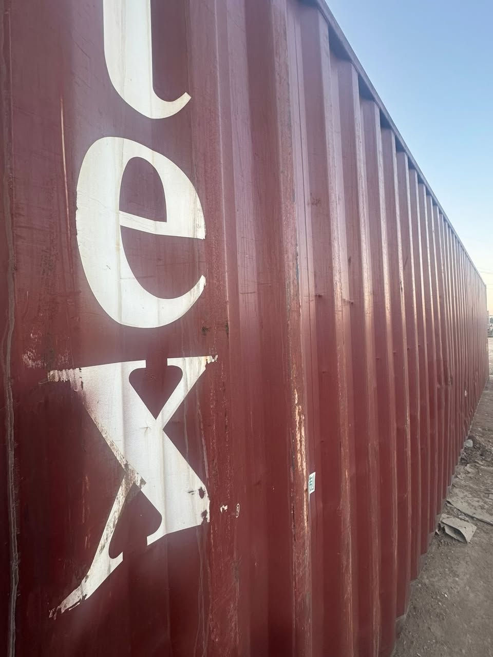 ببركة الصلاة على محمد وال محمد 
حاويات طول 12 متر وارتفاع 290 سم (العاليات ) استندر بدرجة نظافة ممتازة جدا المكان بغداد للأسعار وباقي التفاصيل يرجى التواصل على الرقم *********** 
يوجد لدينا توصيل إلى كافة المحافظات
