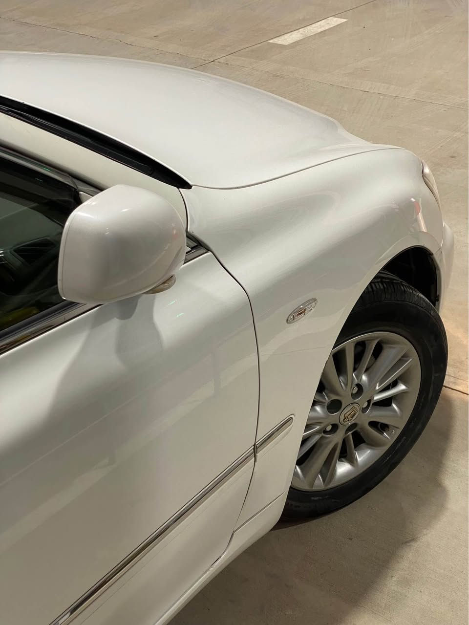 بەناوی خوای گەورە 
⚜️شاهینە ڕۆیاڵ 

بڕاوە

🤍بەسمە ڕەساسی 2007
سەیارەکە لۆک لۆکە دەعم و لێدراو و چاڵ و چۆڵ و قەپ و قۆپی نییە 
سپی ناو زەرد
دوو دووگمە 
🩶ویل نەوتی 
⚜️پێشو دوا کریستاڵە 
📦145000km حەقیقی ڕۆشتووە 
گێڕ و مەکینە و سەقفی بەشەرت 
سوکانی نەرمە 
کەڤەر گۆڕان و ڕەنگ گۆڕاوی نییە 
سەیارەکە لە ڕسمەکانا چۆنە ڕووبەڕووش وایە 

شوێن:چوارقوڕنە 
*********** رانية, السليمانية
