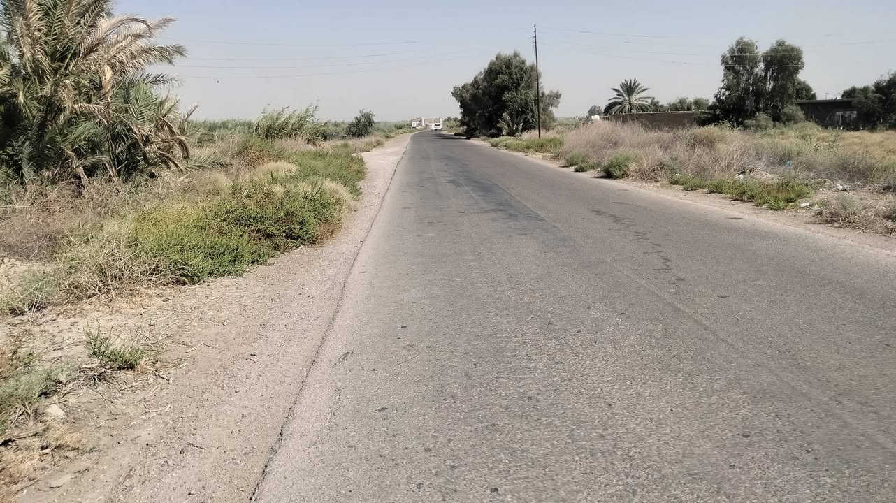 دونم و300 للبيع بعرب جبور شارع 37 قرب تل أعمر ومضيف شيخ شفيق المعجون الجبوري وبيه غرفتين وخدماتهن وكهرباء ومزروع نخل وجه التبليط 45 م 
السعر ب٥٠ واقع حال 
***********
ابو ليث
