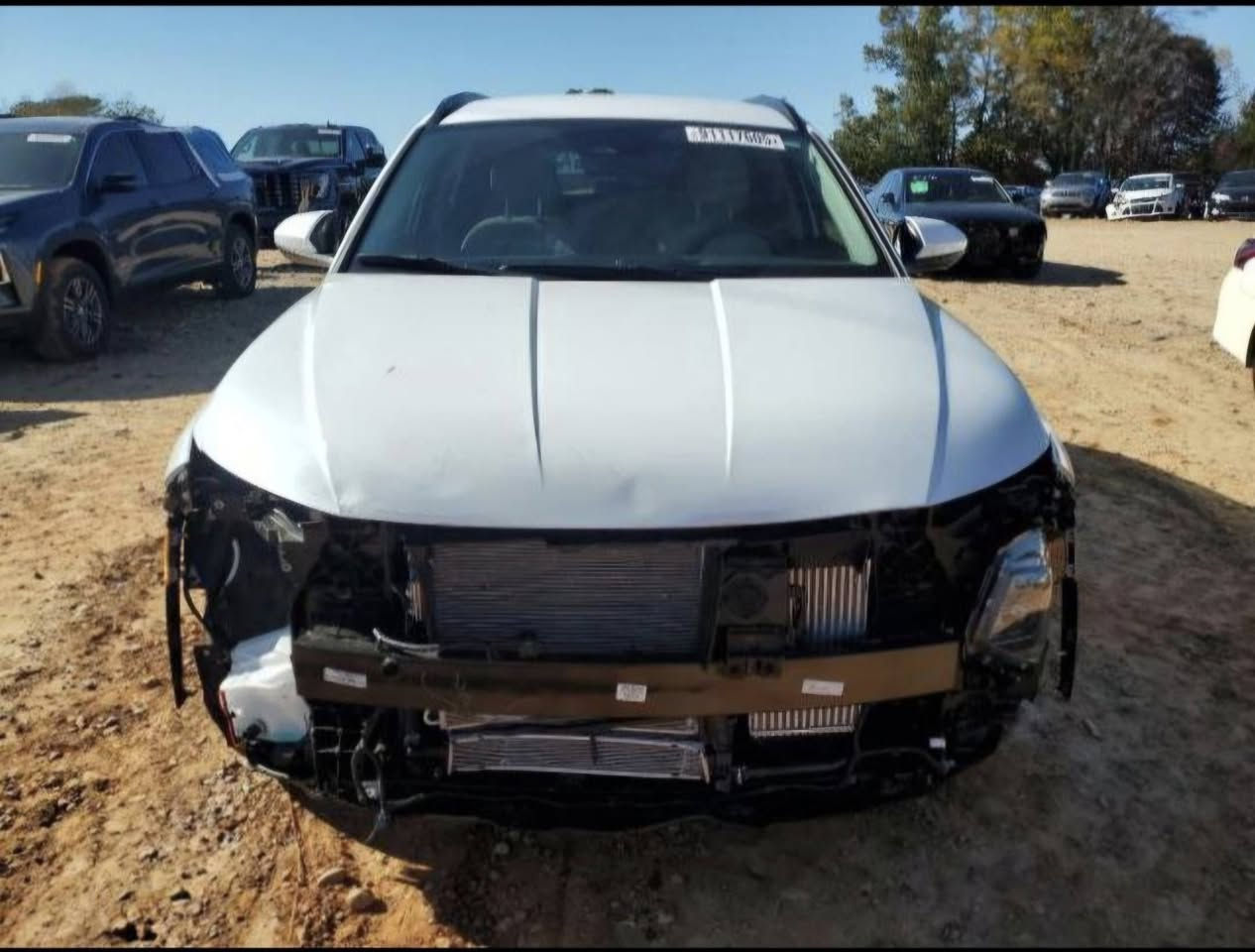 السلام عليكم ..توسان بدون أي ضرر ماشية 2000 زيرو هايبرد هذا الاسبوع توصلني كاملة الشراي فقط يتصل ***********
