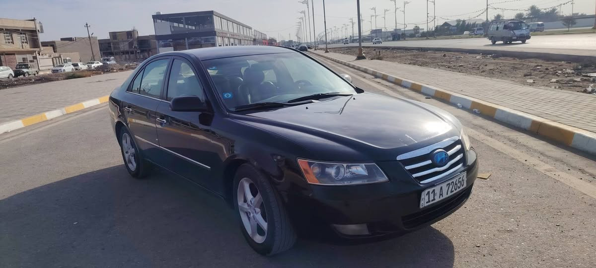 سوناتا موديل ٨ أمريكي
محرك ٢٤٠٠
سونار كدامك
جارد ما بيه سياره تحويل ثاني يوم
محرك كير كله شرط
تخم تاير جديد
منظومه تبريد جديده
حداديه كله شرط الف ما تصرف عليه 
السعر ١٠٢ وبيه مجال جدا جدا بسيط
مكان سياره واسط قضاء الصويره
***********
