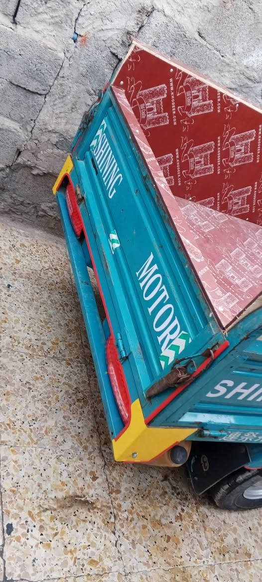 سلام عليكم
ستوتة لبيع 

مال بلال 

ستوتة كاملة وكمال الله

موديل 20

مابيهة.اي نقوصات 

مكان بغداد حي بتول 

1700

***********
