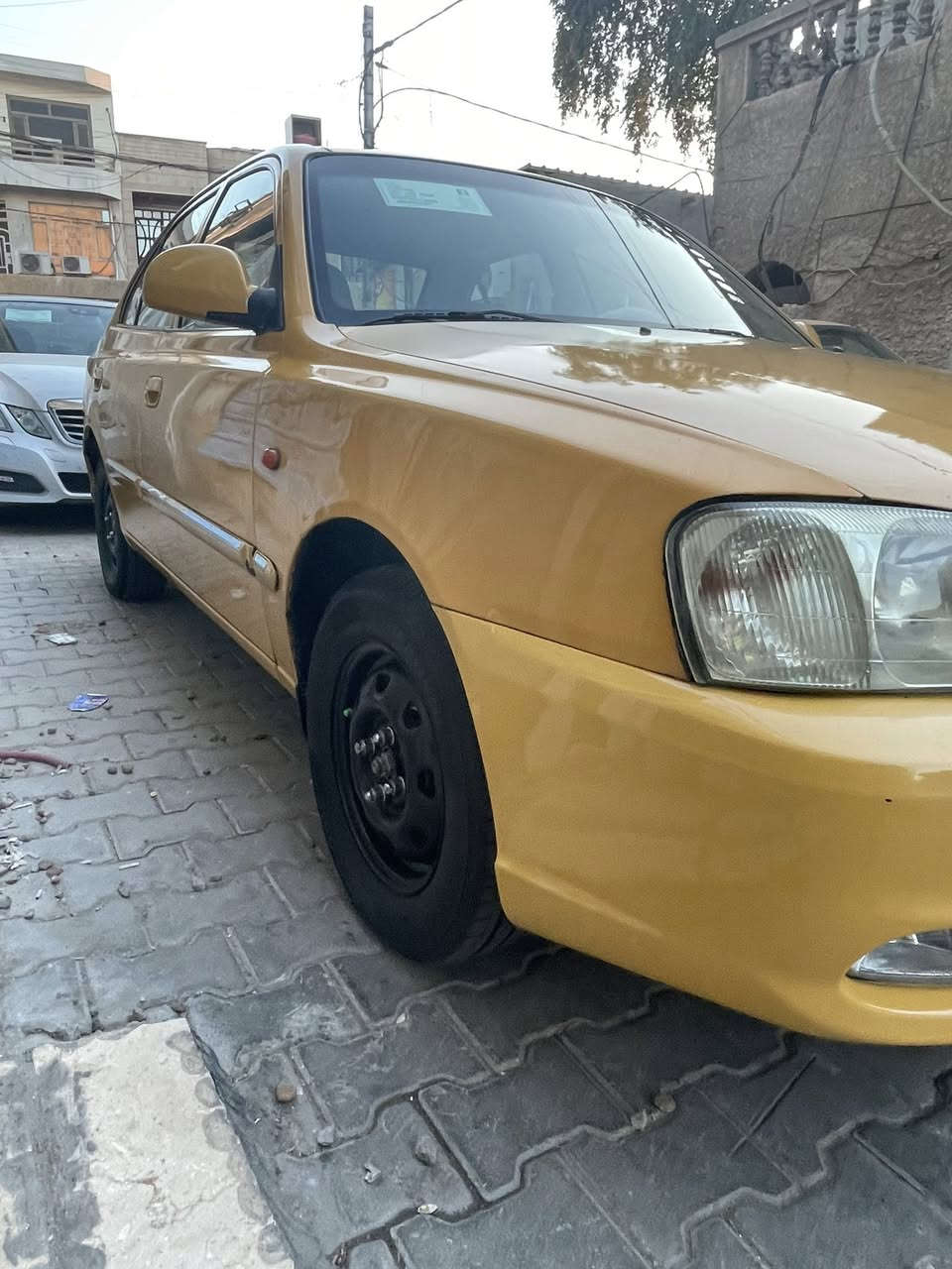 ‏سلام عليكم فيرنا 2014 سيارة باسمي ‏مكينة مقفولة كير مقفول ￼هيه غرامات كل مصفرة ‏تخم ‏ ‏تاير جديدة السعر 73وبي مجال بغداد ***********
